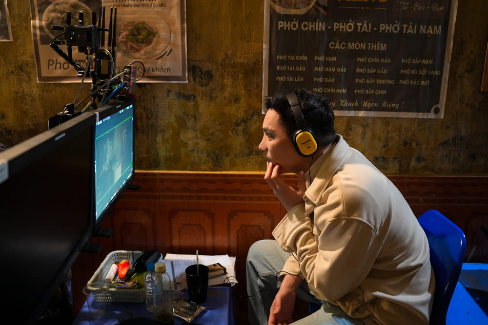 Lần đầu tiên thử sức trong vai trò đạo diễn, Minh Beta cho thấy sự đầu tư nghiêm túc của mình 