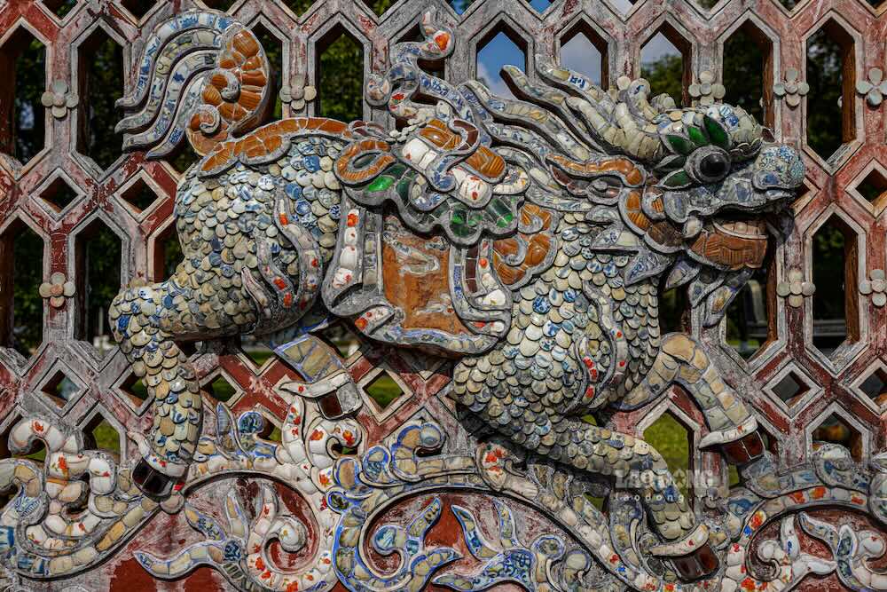 The image of Long Ma on the screen at the Nguyen Dynasty Secret Institute. Photo: Nguyen Luan