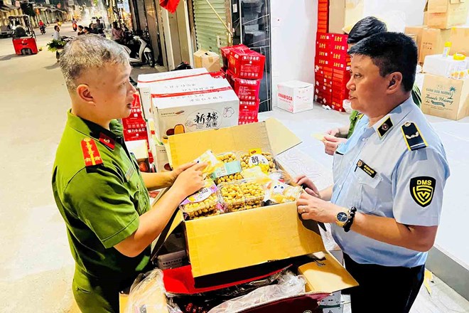 In 2026, the Ministry of Public Security will inspect the law compliance of businesses, business households, and individual businesses. Photo: Ngoc Bich