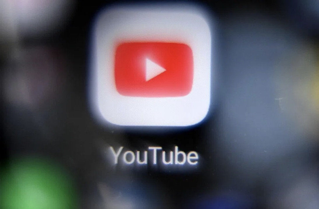 YouTube encounters widespread incidents in the US and Asia. Photo: AFP