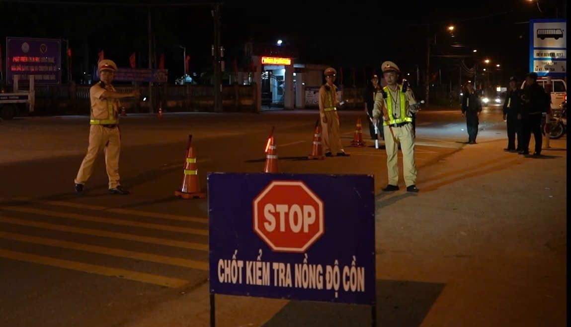 Quang Ngai traffic police will strengthen handling of alcohol concentration violations right during Tet days. Photo: Thien Hau