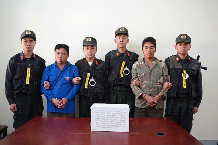 2 đối tượng tại cơ quan công an. Ảnh: An ninh Điện Biên