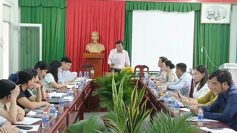 Front departments coordinate to deploy activities to care for Binh Ngo Tet 2026, associated with the preparation for the election of National Assembly and People's Council deputies at all levels. Photo: Hoang Loc