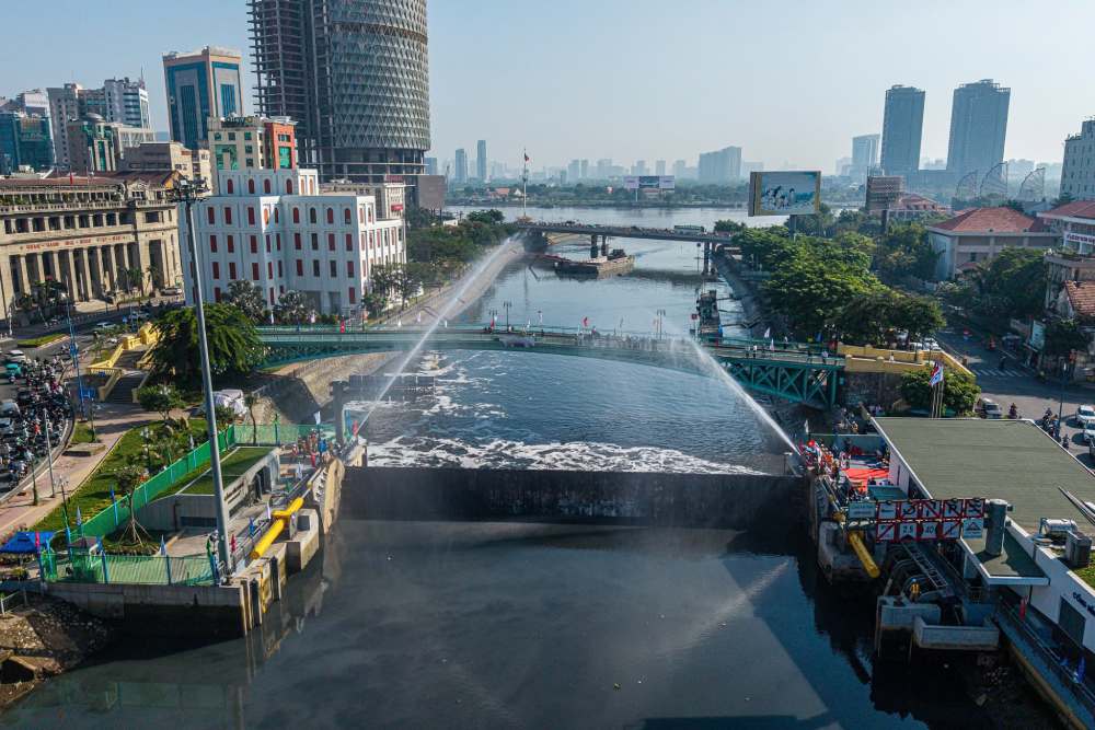 10,000 billion VND tide prevention project officially restarts. Photo: Thai Bao.