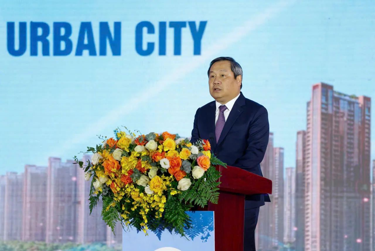 Phó Bí thư Thành ủy, Chủ tịch UBND TP Hà Nội Vũ Đại Thắng phát biểu tại lễ khởi công. Ảnh: Thanh Hải