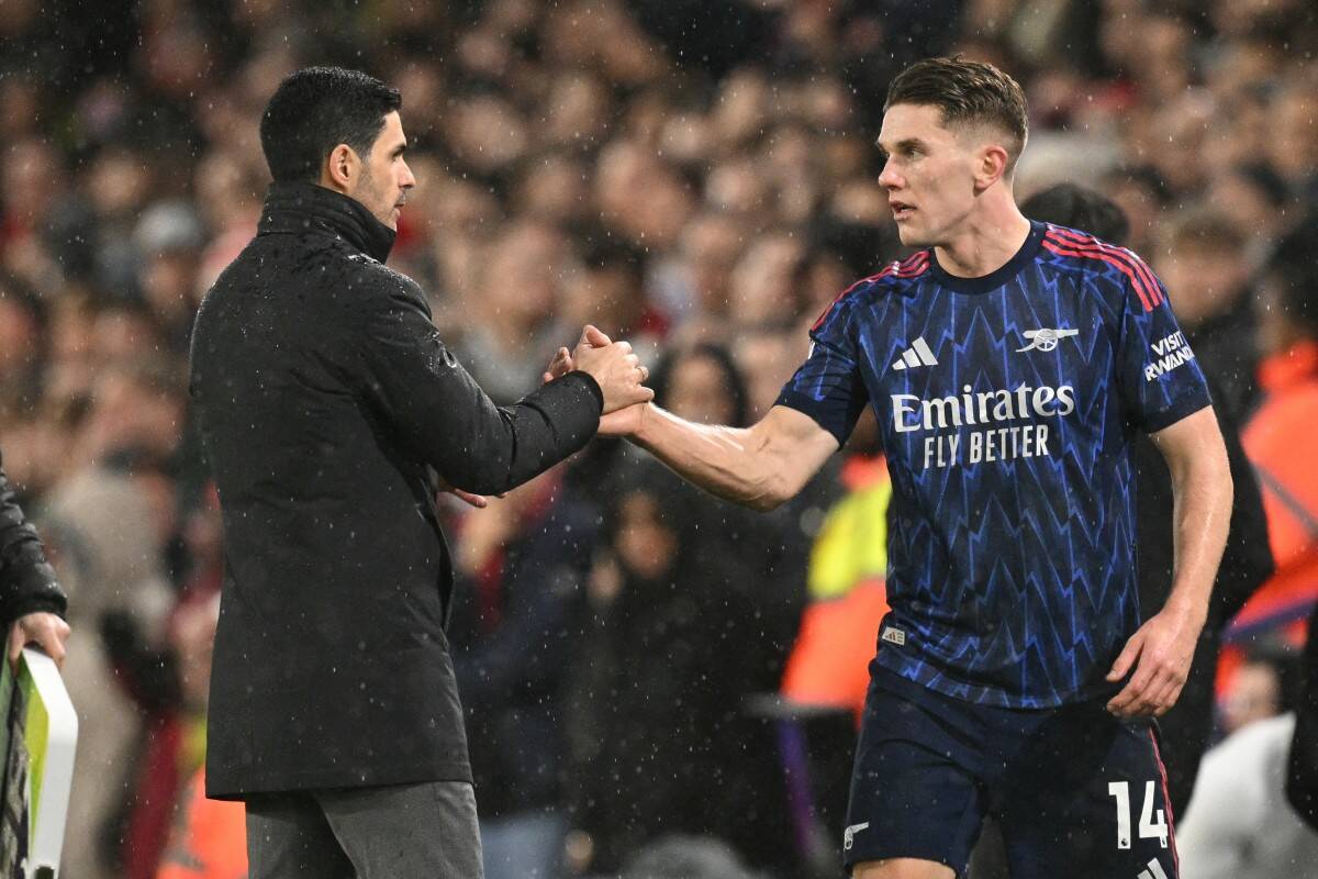 Thêm một chiến thắng nữa, chức vô địch lại gần hơn với Arsenal. Ảnh: AFP