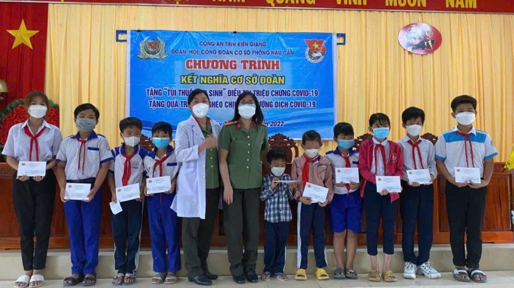 Trong mùa dịch COVID-19, tổ chức đoàn thể thực hiện nhiều mô hình, phần việc thiết thực, hiệu quả. Ảnh: NVCC