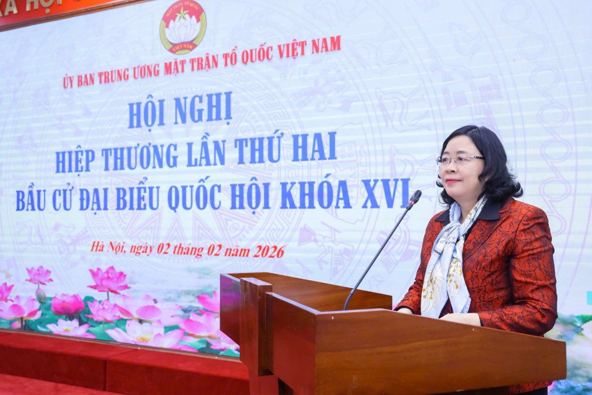 Chủ tịch Ủy ban Trung ương MTTQ Việt Nam Bùi Thị Minh Hoài phát biểu ý kiến tại Hội nghị hiệp thương lần thứ hai. Ảnh: Quang Vinh