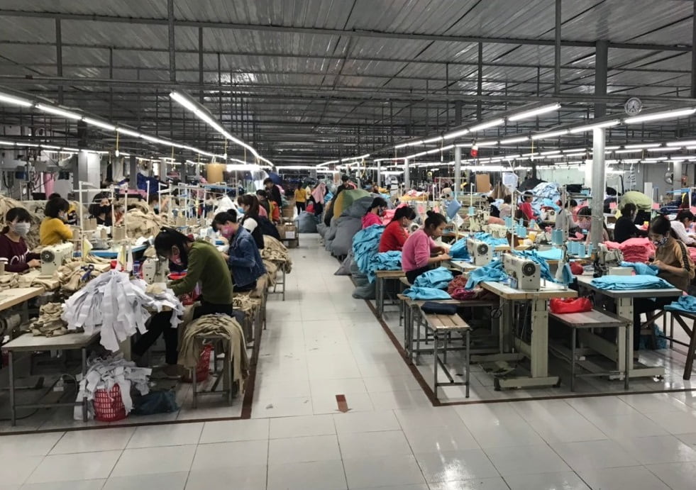 Người lao động có ý định nghỉ việc nên cân tìm hiểu kỹ các quyền lợi được hưởng. Ảnh: Minh Hương. 