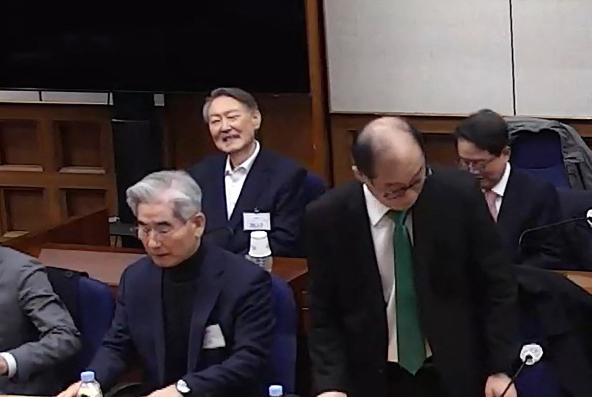 Former South Korean President Yoon Suk Yeol (second from the left) in the trial on February 19, 2026. Photo: AFP