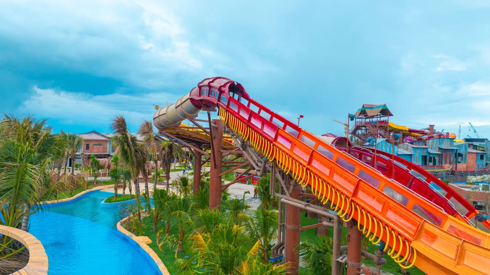 Công viên với hệ thống đường trượt hiện đại vừa xác lập 2 kỷ lục thế giới. 