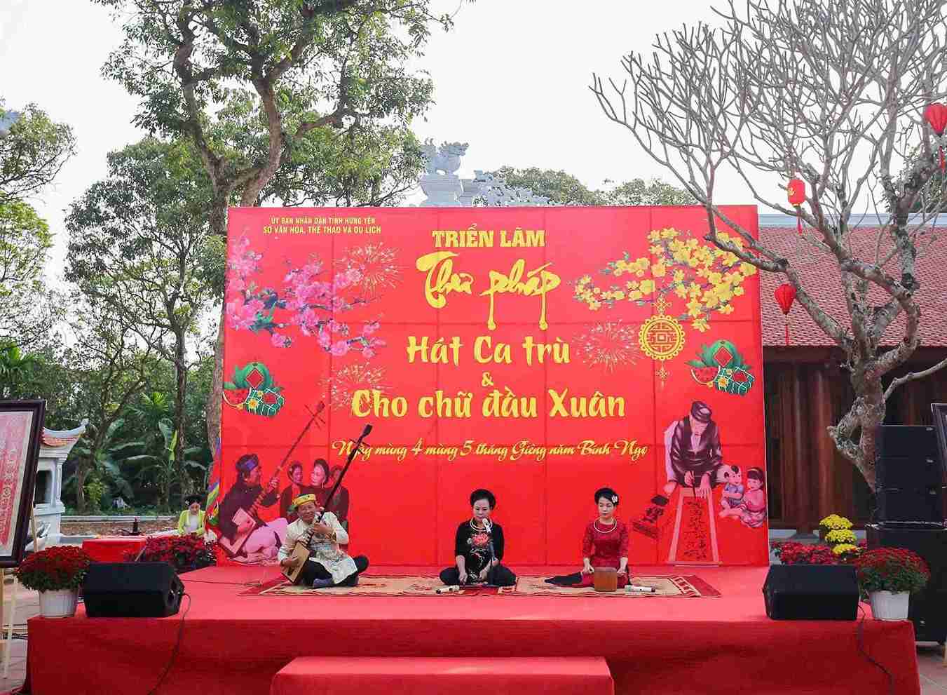 Không gian ca trù sâu lắng trong khuôn khổ chương trình.