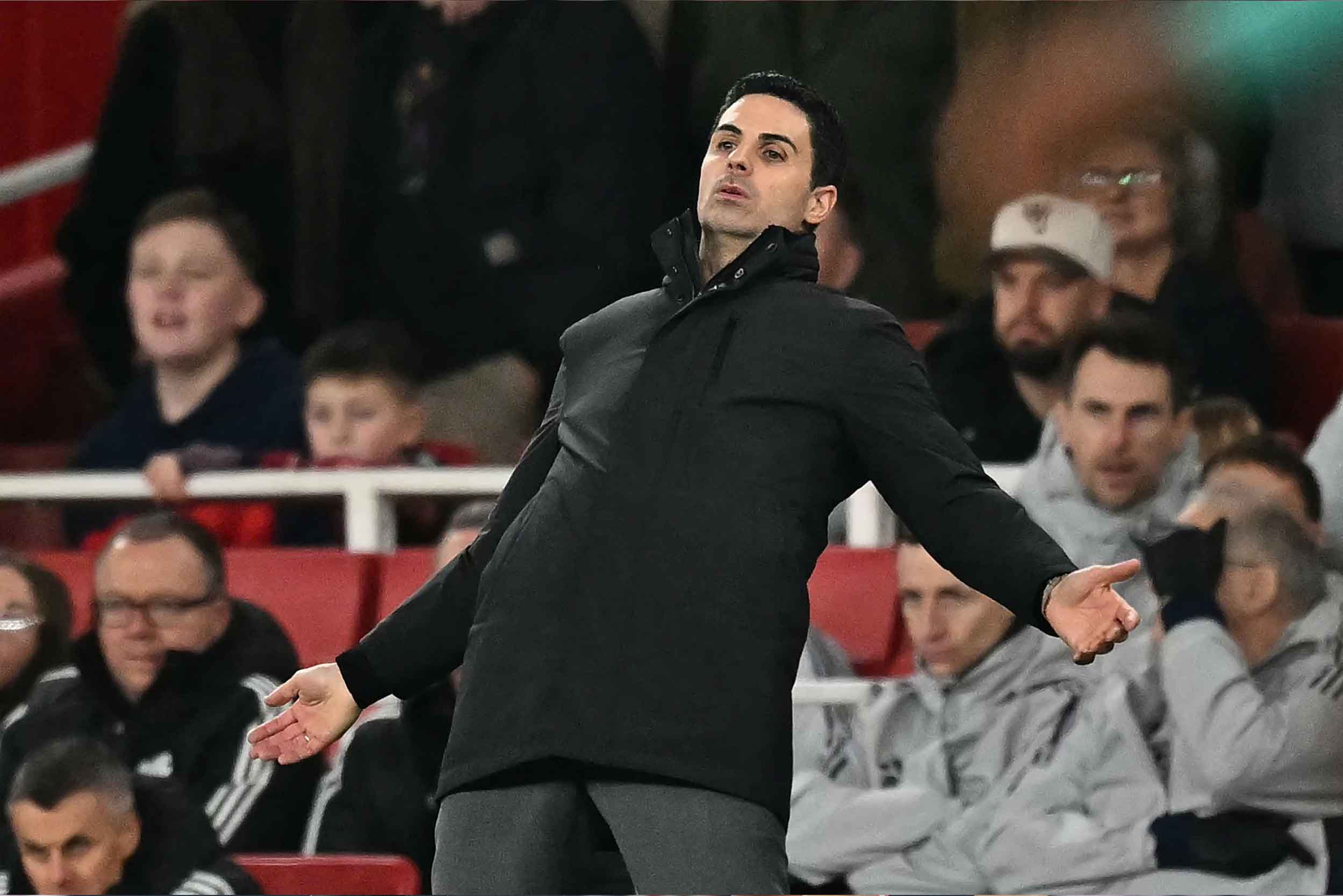 Mikel Arteta faces the prospect of not being able to help Arsenal win the Premier League. Photo: AFP