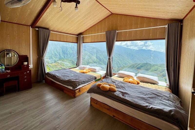 Các homestay ở trung tâm xã Tà Xùa đều đã sớm hết phòng. Ảnh: Trung Hải