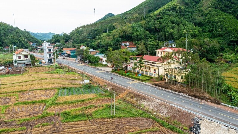 Sau gần hai năm thi công khẩn trương, công trình giao thông trọng điểm của tỉnh Lạng Sơn đã cơ bản hoàn thành, sẵn sàng đưa vào khai thác, mở ra trục kết nối chiến lược tới các địa phương phía Đông của tỉnh, liên thông với Quảng Ninh và toàn vùng Đông Bắc.