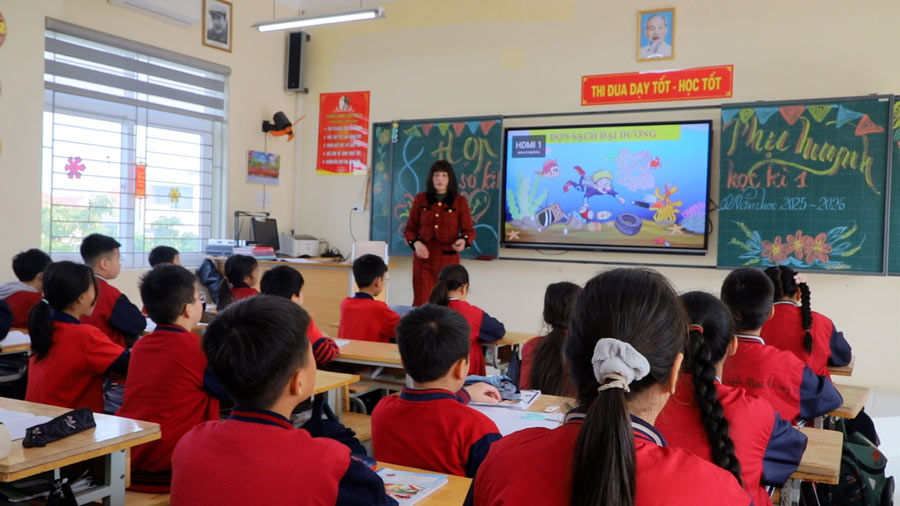 Helping children be ready to return to school after Tet