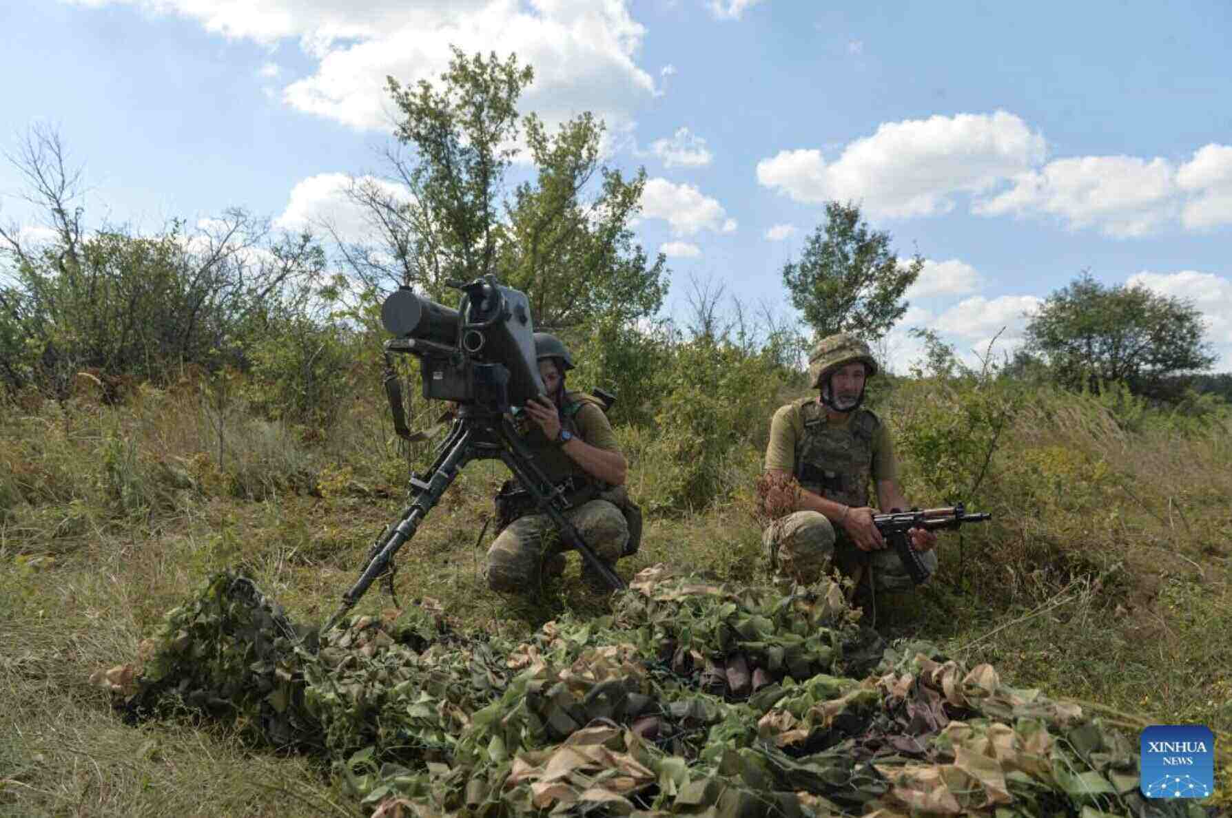 Ukrainian soldiers on duty on the battlefield. Photo: Xinhua