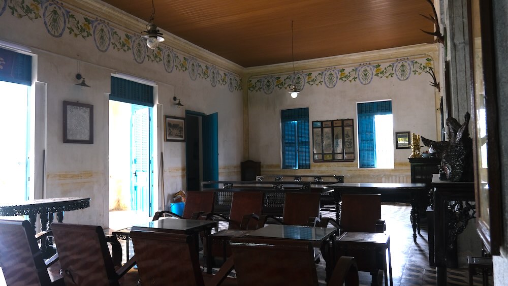 Visiting Tan Loc, an ancient house nearly a hundred years old