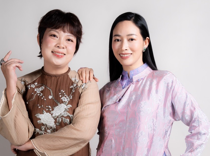 Director Dang Thai Huyen and Mai Thanh Ha. Photo: Producer.