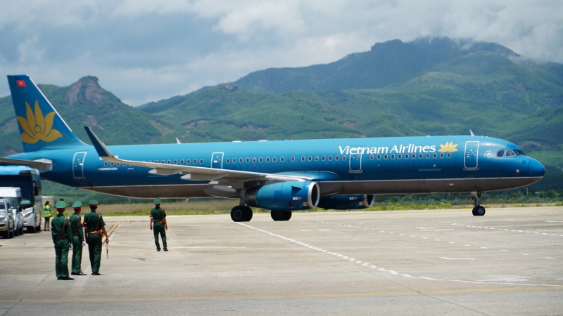 Nhiều chuyến bay tại Đà Nẵng bị ảnh hưởng do flycam trái phép. Ảnh: Hoàng Bin