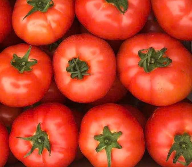 Workers should take advantage of tomato juice to help detoxify and quickly relieve alcohol. Photo: Kieu Vu