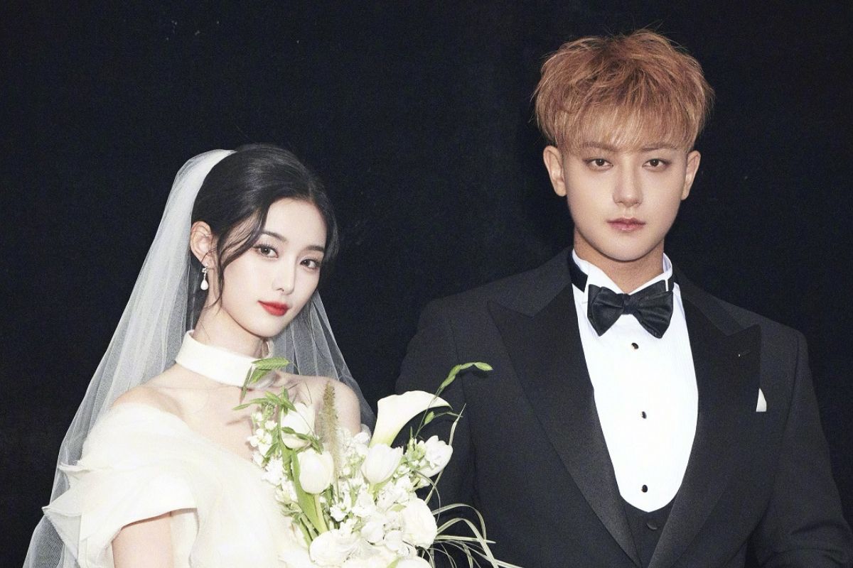 Từ Nghệ Dương và Hoàng Tử Thao tổ chức đám cưới vào tháng 10 năm ngoái. Ảnh: Xinhua