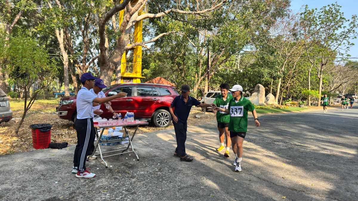 Các vị trí tiếp nước cho vận động viên. Ảnh: Duy Tuấn