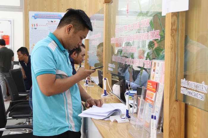 An Hai Ward (Da Nang City) is bustling with the atmosphere of working on the first day of the new year. Photo: Nguyen Linh