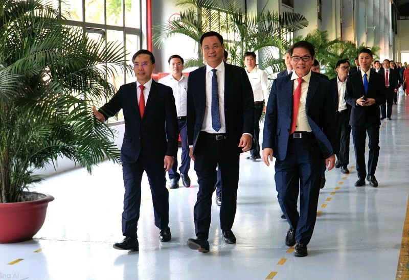 Quang cảnh lễ ra quân đầu năm 2026 của Tập đoàn THACO, ở điểm cầu Chu Lai (Đà Nẵng). Ảnh: Hoàng Bin