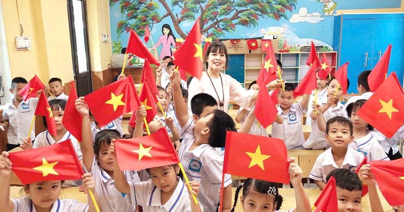 Cô giáo vùng cao gieo chữ bằng tình yêu hơn 30 năm