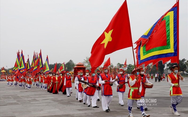 The Hung Kings Commemoration Day holiday and April 30 - May 1 holiday can last up to 9 days. Photo: Khanh Linh