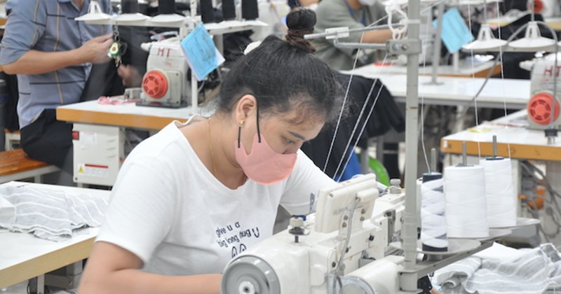 Tổng Liên đoàn Lao động đề xuất điều chỉnh lương tối thiểu vùng năm 2026