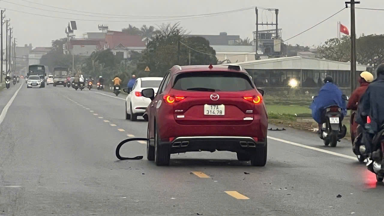 Scene of a traffic accident occurring in Hung Yen province. Photo: People