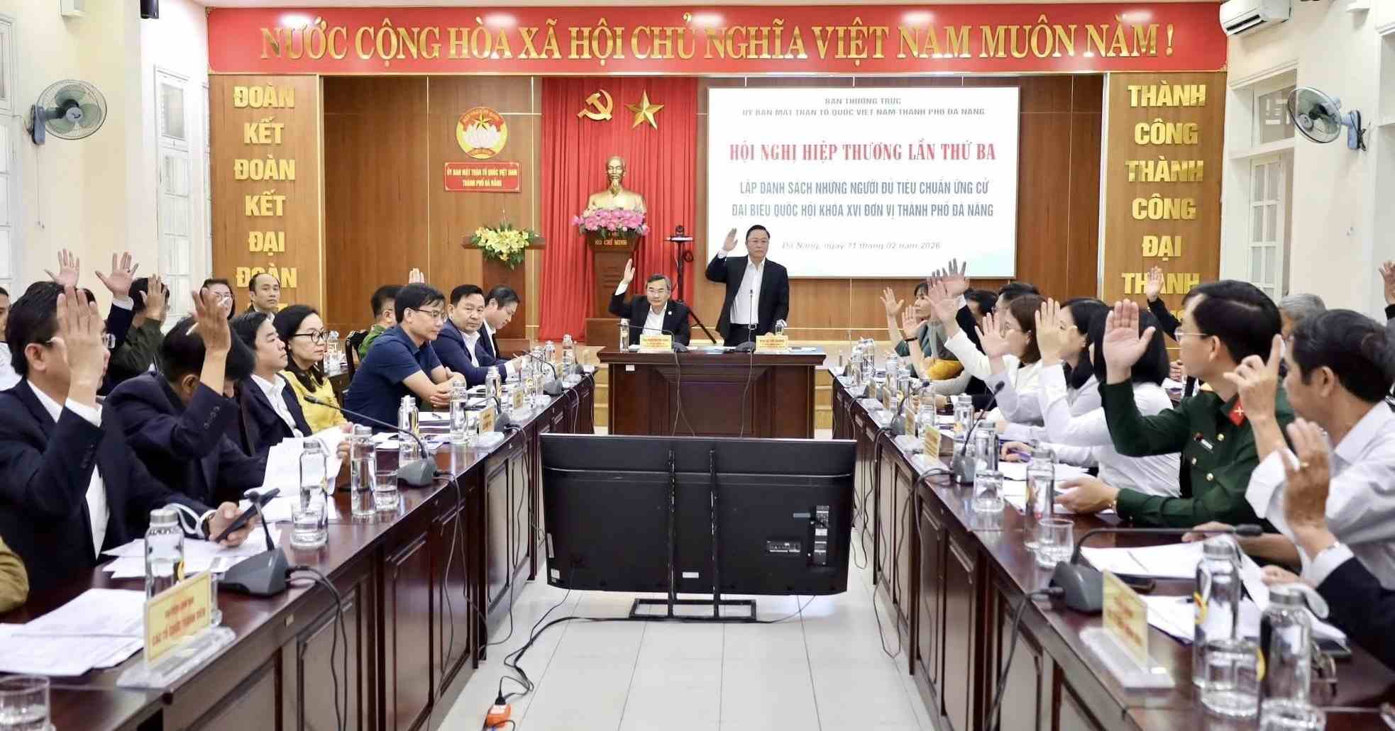 The Vietnam Fatherland Front Committees at all levels in Da Nang have finalized the official list of candidates for the 16th National Assembly and People's Council deputies at all levels for the 2026 - 2031 term. Photo: Song Han