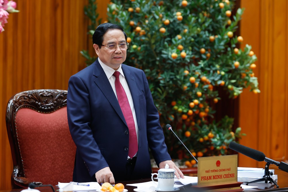 Prime Minister Pham Minh Chinh requested to strive to have 95% of the population aged 15 and over have transaction accounts at banks by 2030. Photo: Nhat Bac