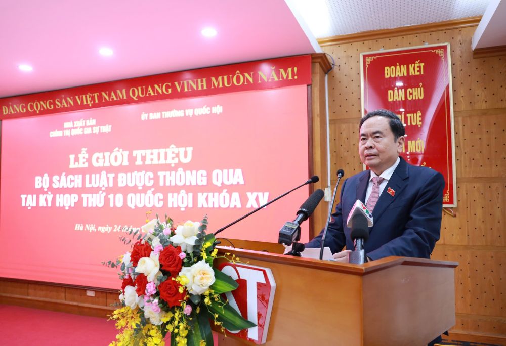 Politburo member, National Assembly Chairman Tran Thanh Man mentioned the motto that the law must go one step ahead, paving the way for innovation, taking the lives and interests of the People as a measure of policy. Photo: Tran Vuong