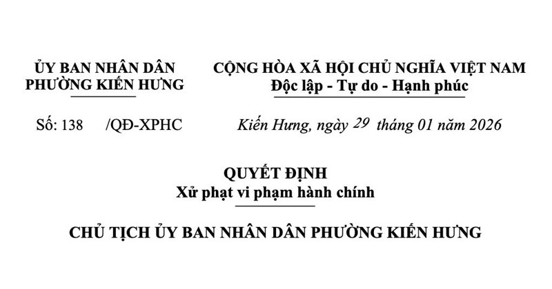 Thủ Đức: Phạt hộ kinh doanh bày dầu ăn, nước ngọt, bánh kẹo dưới nền nhà
