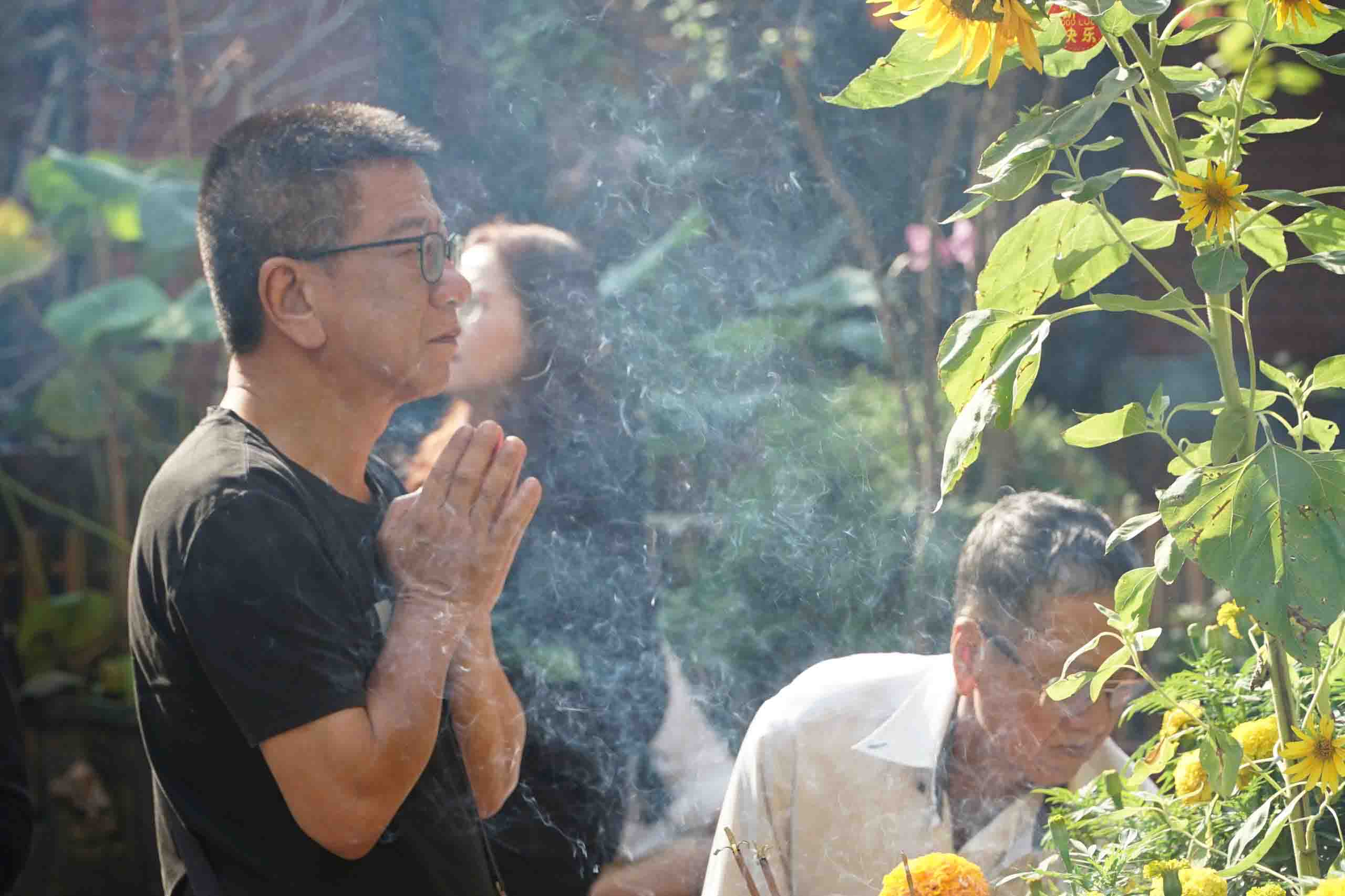 Không khí tại chùa Ngọc Hoàng trang nghiêm, linh thiêng. Ảnh: Thái Bảo