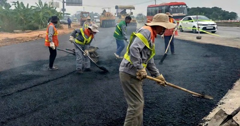 Hà Nội khẩn trương xử lý ùn tắc giao thông trên QL2 gần sân bay Nội Bài