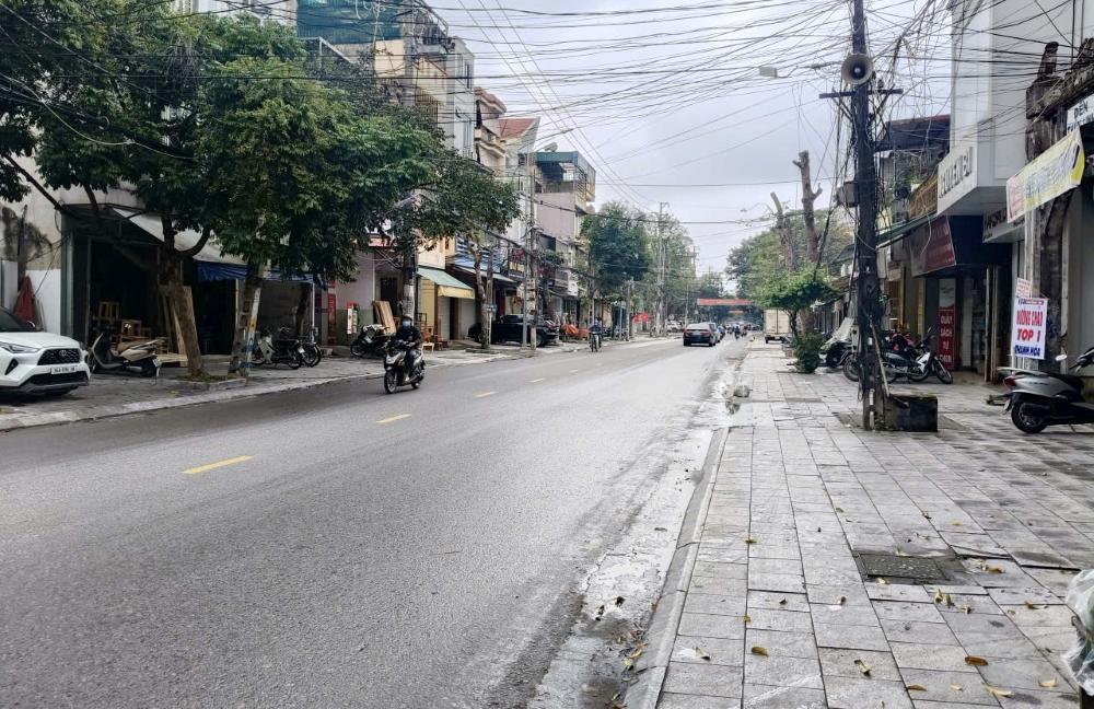 Đến ngày 25.2, rác thải bị ùn ứ ở các phường trung tâm của tỉnh Thanh Hóa đã được thu gom, các tuyến đường, con phố trở nên sạch sẽ. Ảnh: Quách Du