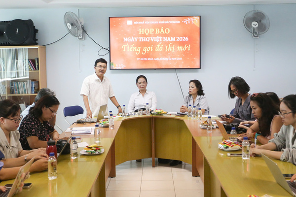 The Ho Chi Minh City Writers' Association announced the 2026 Vietnam Poetry Day program with the theme "A New Urban Call".