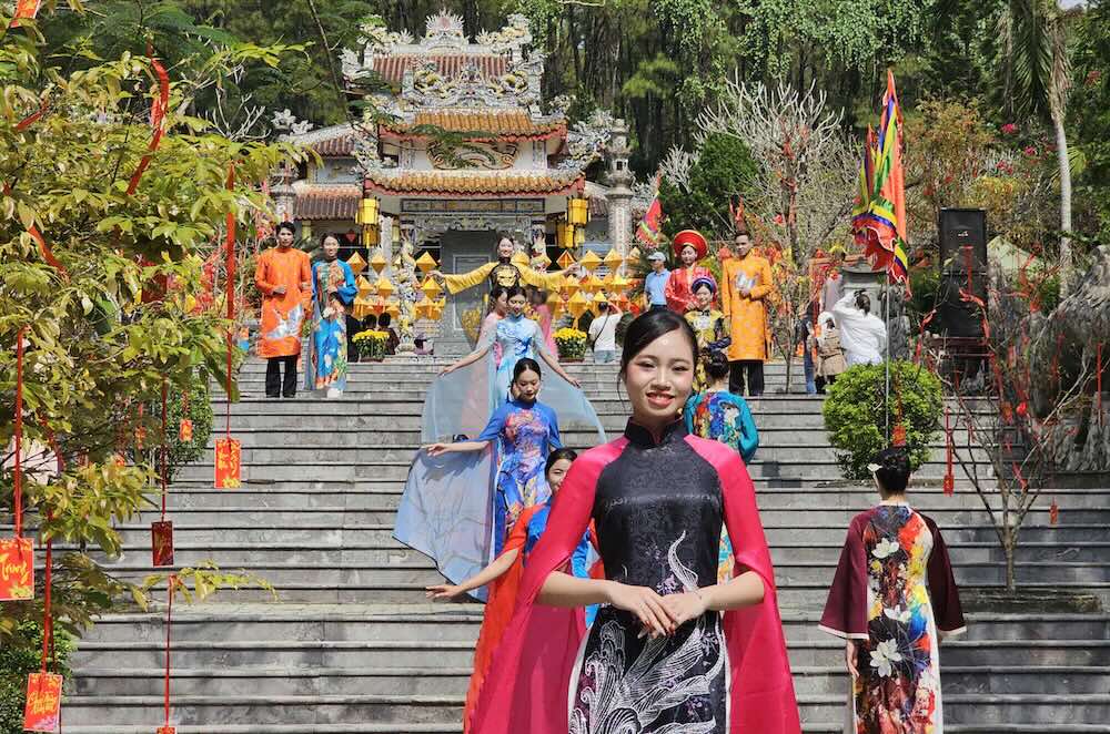 Exciting atmosphere at the Huyen Tran Temple Festival Spring Binh Ngo 2026. Photo: Quang An