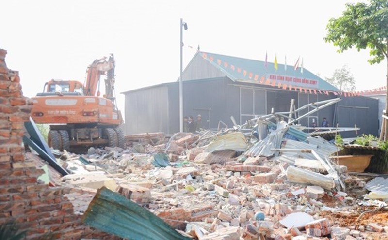 Is it necessary to confirm information to be supported in finding a job when land is recovered?