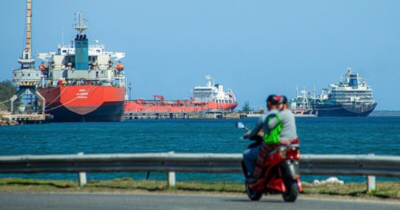 Tàu chở dầu Nga đến Cuba, hé lộ chiến thuật di chuyển mới