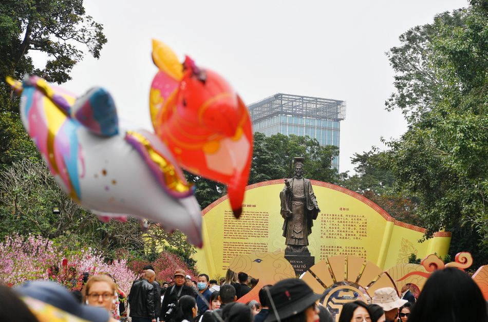 Brilliant colors of Spring. Photo: Viet Van