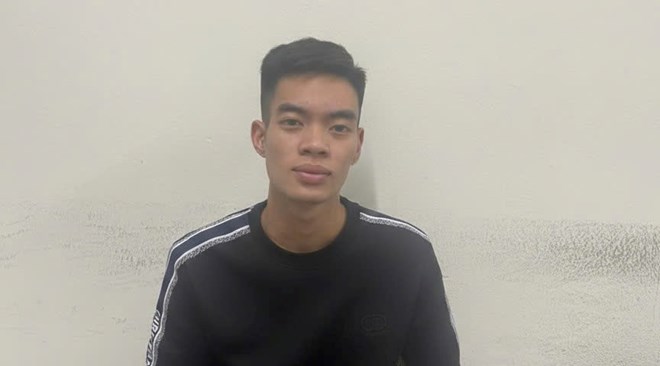 Lừa đảo đổi tiền mặt, chiếm đoạt 100 triệu đồng tại chợ Nông sản Sông Hồng