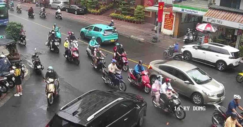Mưa lớn bất thường tại TP.HCM, có nơi trên 50 mm