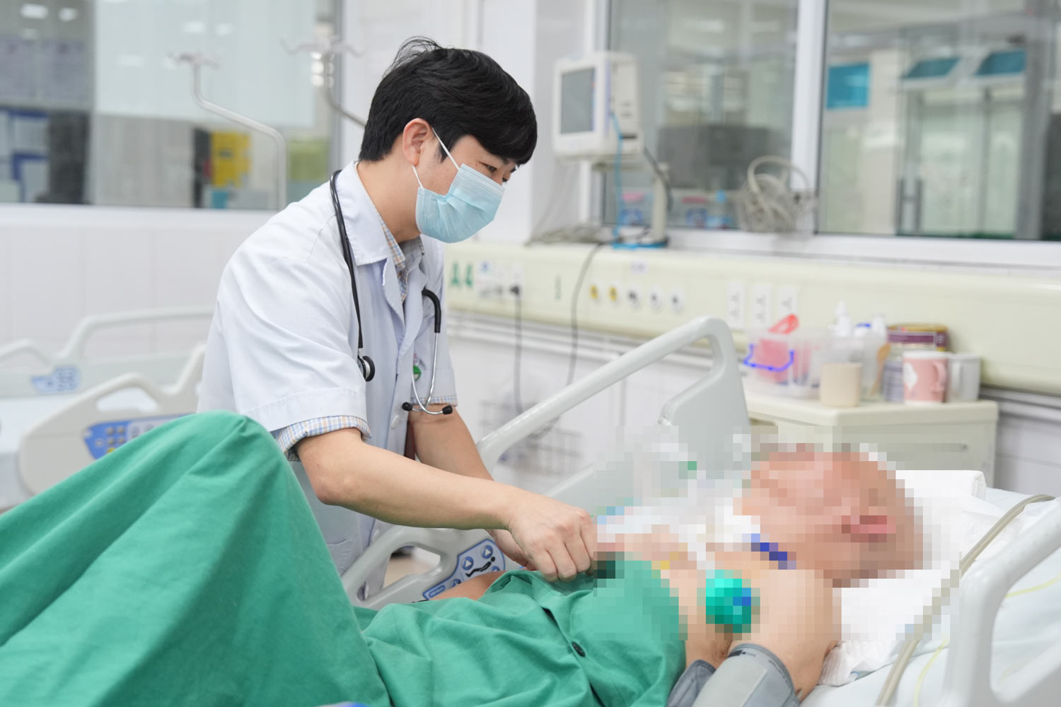 People silently saving their lives at a leading infectious disease hospital