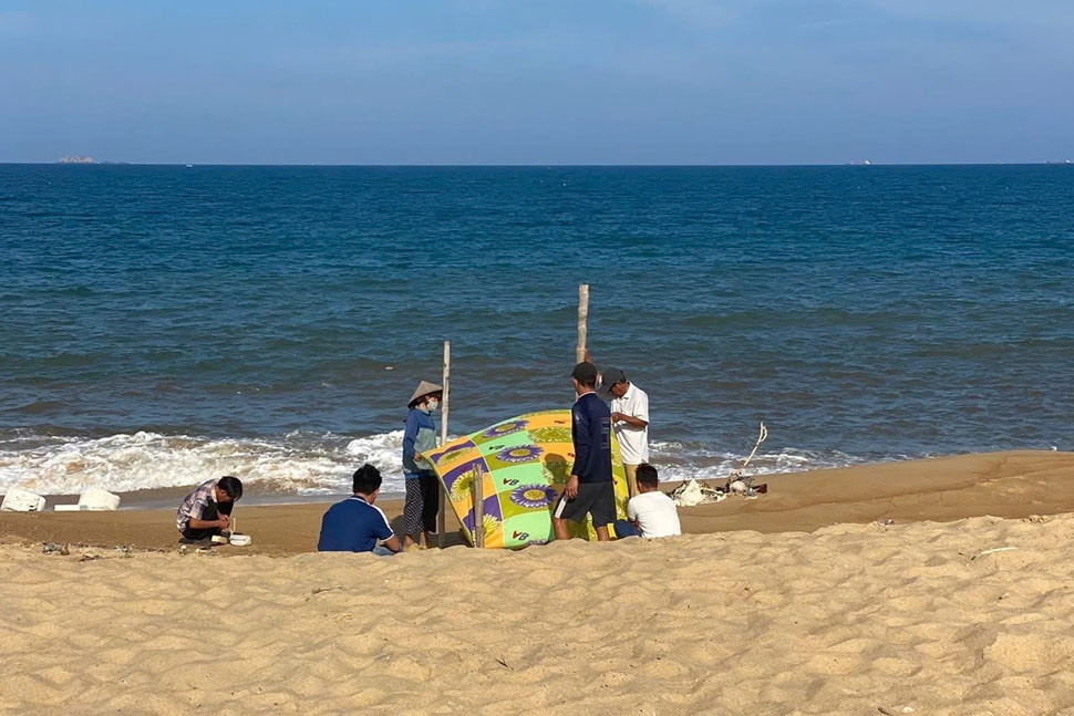 Chanh Loi village beach area, where a 13-year-old boy drowned while swimming with a group of friends. Photo: Thanh Nguyen