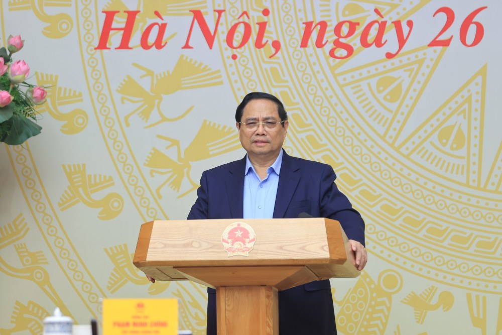 Prime Minister Pham Minh Chinh requested to ensure that all people have equal access to housing, suitable for income. Photo: Nhat Bac